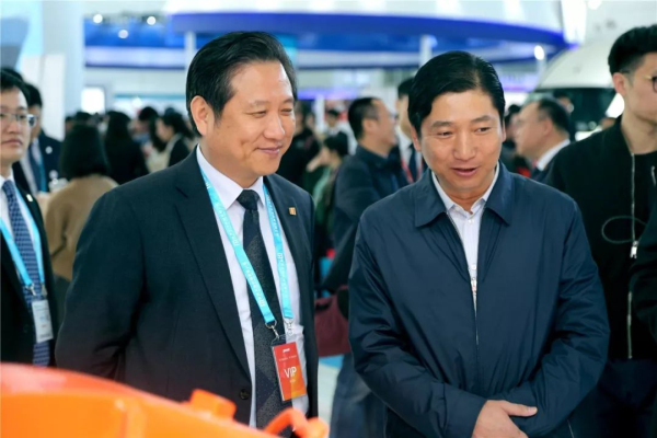 “智造超級(jí)裝備 ? 勇護(hù)能源安全” 杰瑞集團(tuán)強(qiáng)勢(shì)亮相北京cippe展會(huì)(圖4)